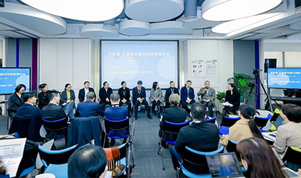 「唐能風采」唐能翻譯為帝斯曼-芬美意中國可持續發展論壇提供同傳及設備服務